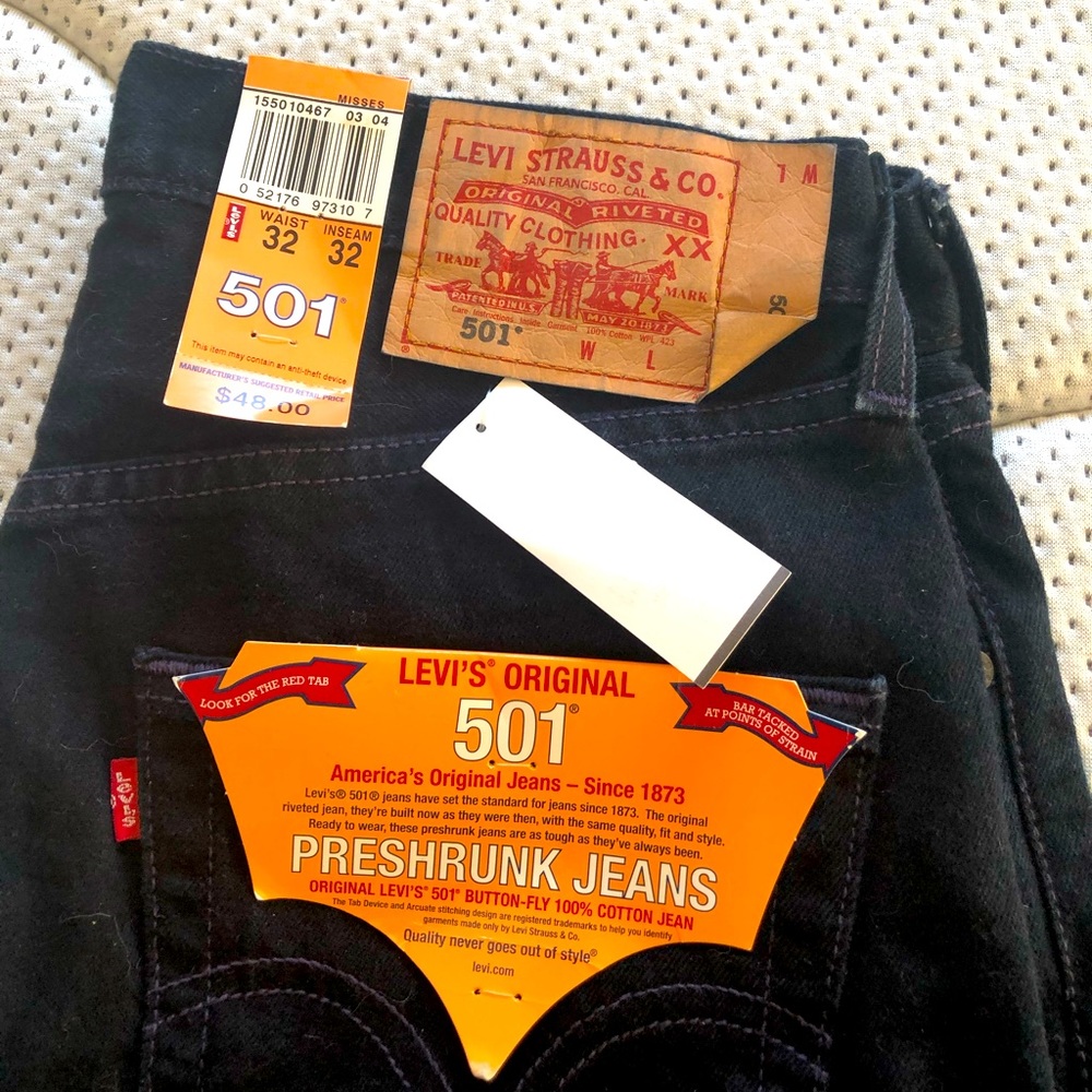 Levis
